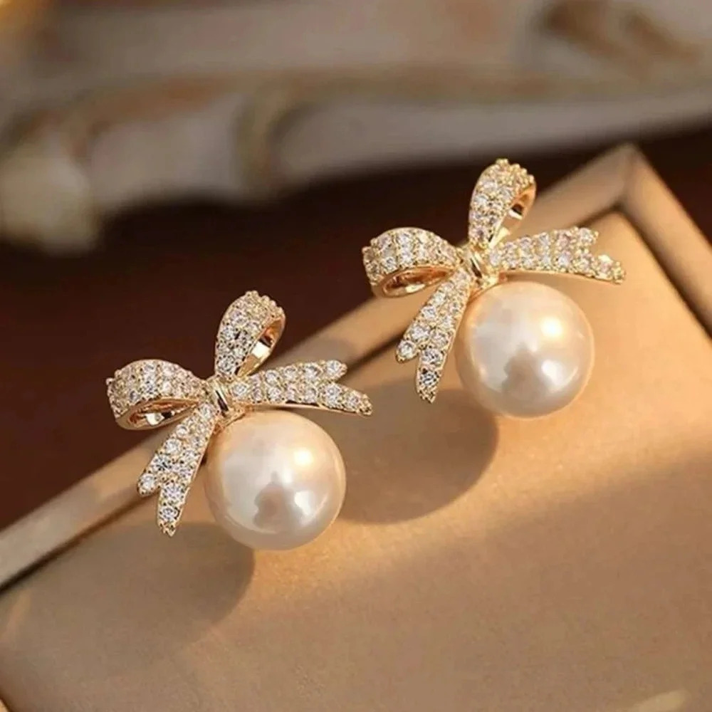 Rhinestone Bow & Faux Pearl Design Stud Earrings NEW